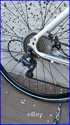 13 Innate Alpha Cx Gravel bike Road 56cm frame Disc brakes shimano claris 700c