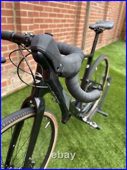 Cannondale Topstone Carbon Gravel Bike Medium Shimano 105 Very little Usage