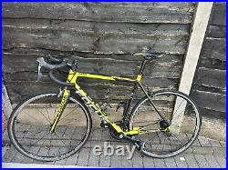 Focus Cayo Carbon Mens Road Bike with Shimano Ultegra 22 speed