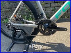 Focus Izalco Max Carbon Aero Disc Brake Road Bike. Carbon Wheels. Shimano 105