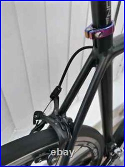Focus Road Bike Refurb Shimano 105 11sp Drivetrain RS81 Carbon Wheels