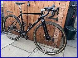 Forme Calver SL, CX/Gravel/Road Bike, 54cm, Shimano 105, Mavic wheels, Zipp bits