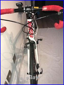Giant Defy Road Bike, red and white, adult size with Shimano mechanics