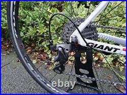 Giant Defy carbon road bike M/L Shimano Ultegra 11s (22 Gears)