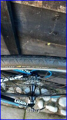 Giant TCR 1 Alloy Racing Road Bike Size ML 56cm Shimano 700c Black Blue White
