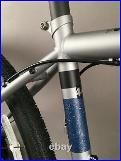 Jamis Renegade Exploit Road Gravel Disc Brake Bike Shimano 105 2x 11 Speed 48cm