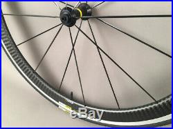 Mavic Cosmic Pro Carbon Road Bike Clincher Wheelset & Tires 16/20 Hole Shimano