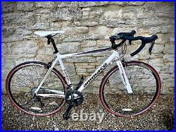 Mens Road Bike, AMMACO XRS-900 SPORT, Shimano 16-speed. Complete New Components
