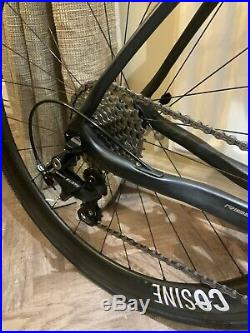 Ribble R872 Stealth Carbon Road Bike, Shimano Ultegra /105 Mix, Carbon wheels