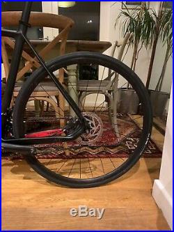 Saracen Avro 2 2016 Carbon Road Bike 54cm Medium Shimano 105 Hydraulic Disc