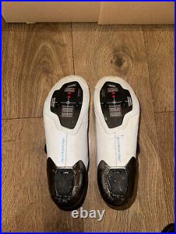 Shimano S-PHYRE RC9 (RC902T) Carbon SPD-SL Cycling Bike Shoes, White. Size 42
