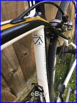 Specialized Roubaix Elite Road Bike 56 Cm Carbon Fulcrum Wheels Shimano 105
