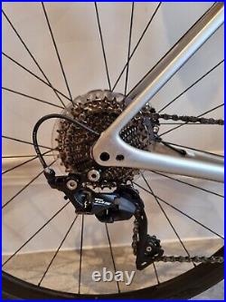 Specialized Roubaix Shimano 105 2021 56cm Full Carbon Disc Excellent Condition