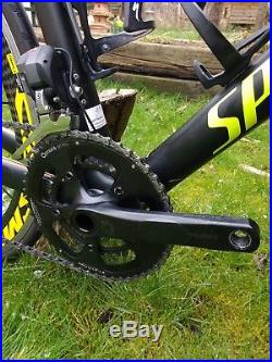 Specialized Roubaix carbon road bike Mavic Cosmic wheels Shimano Ultegra Di2