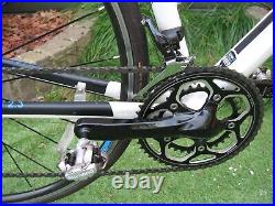 TREK Domane 2.3 Road Bike. Carbon fork. 56cm. 22speed. Shimano 105. Great cond