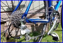 Trek Alpha Road Bike 52cm Carbon Forks Shimano 105 Brakes SPD SL Pedals