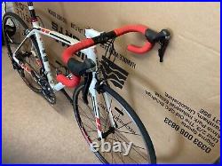 Trek Mondone 2.1 54cm Road Bike 2015 Shimano 105 2x11 speed Carbon forks