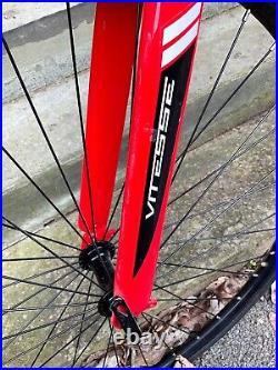 VITESSE Rush road bike adult 22/56cm frame 24 Shimano gears red alloy frame
